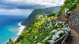 Encontra voos baratos de Lisboa para Ponta Delgada (Açores)