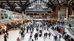 Encontra voos baratos de Lisboa para Inglaterra