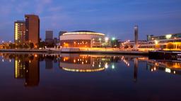 Pesquisa voos baratos para Belfast