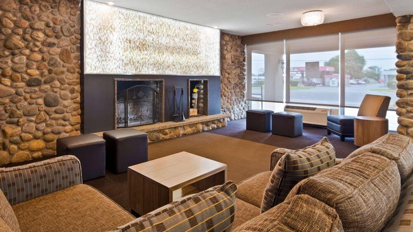 Best Western Plus Ottawa Kanata Hotel & Conference Centre