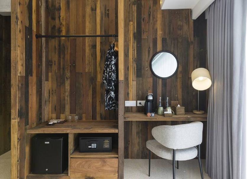 Comodidade do quarto Foto