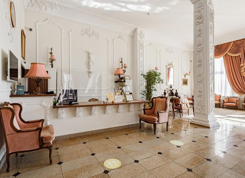 Hall Foto
