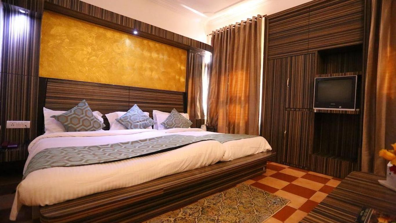 Hotel Maharaja Inn By Geetanjali Hotels