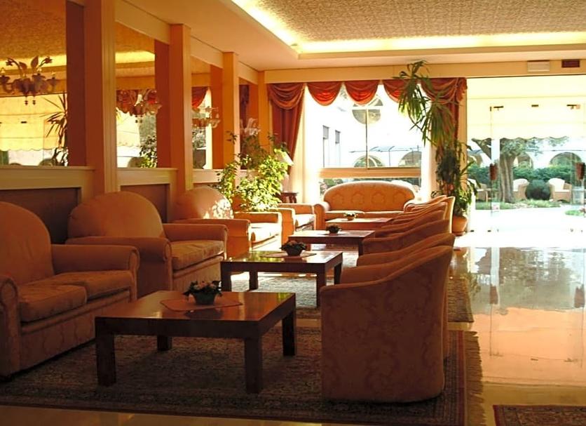 Hall Foto