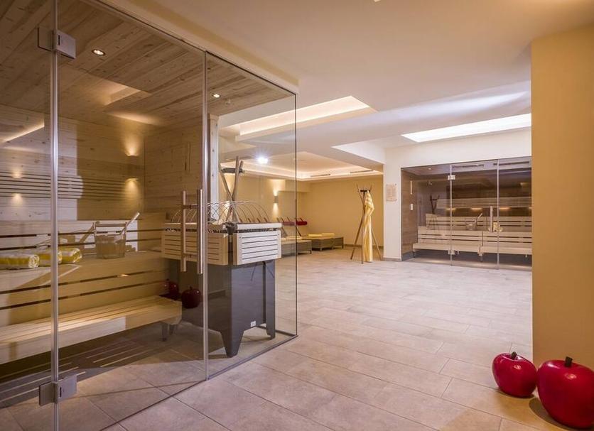 SPA Foto