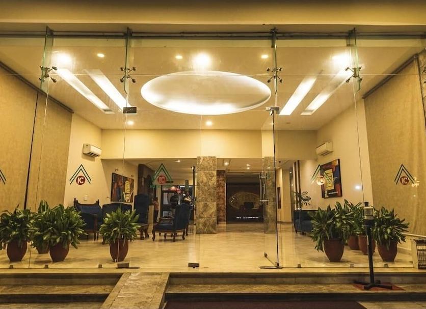Hall Foto