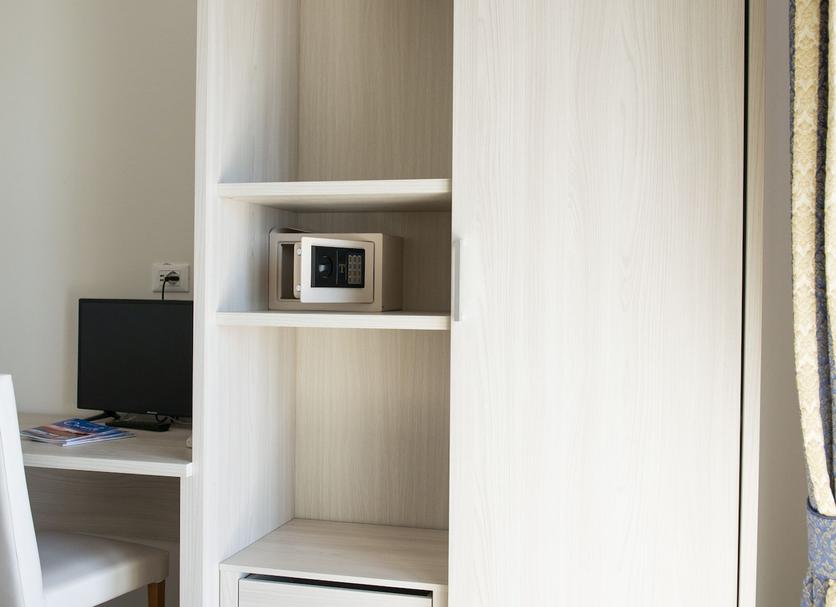 Comodidade do quarto Foto