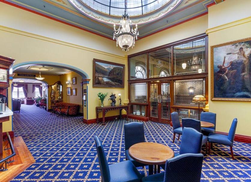 Hall Foto