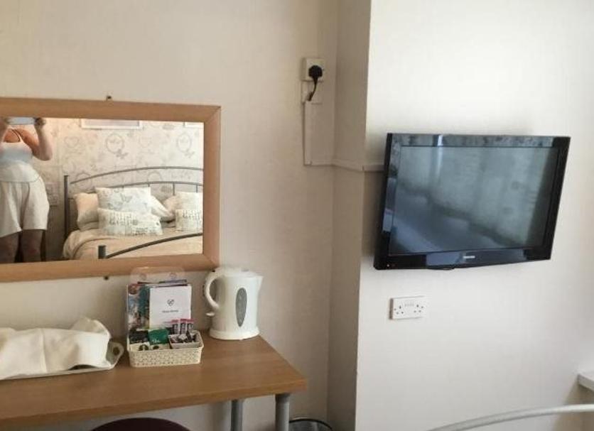 Comodidade do quarto Foto