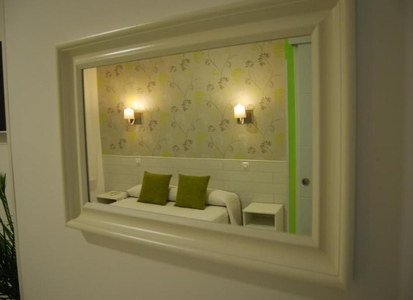 Comodidade do quarto Foto