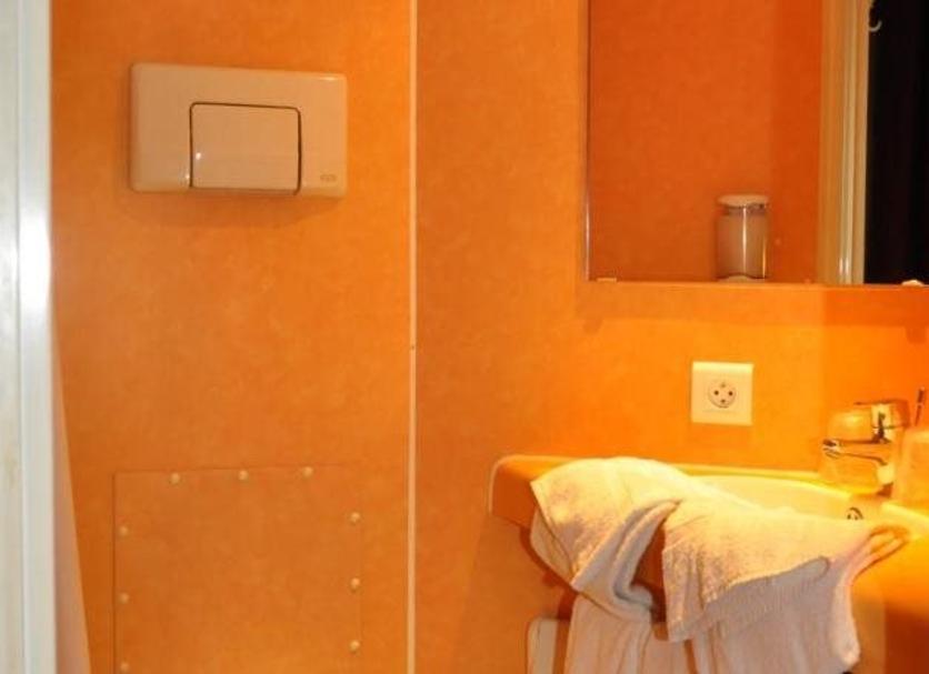 Comodidade do quarto Foto