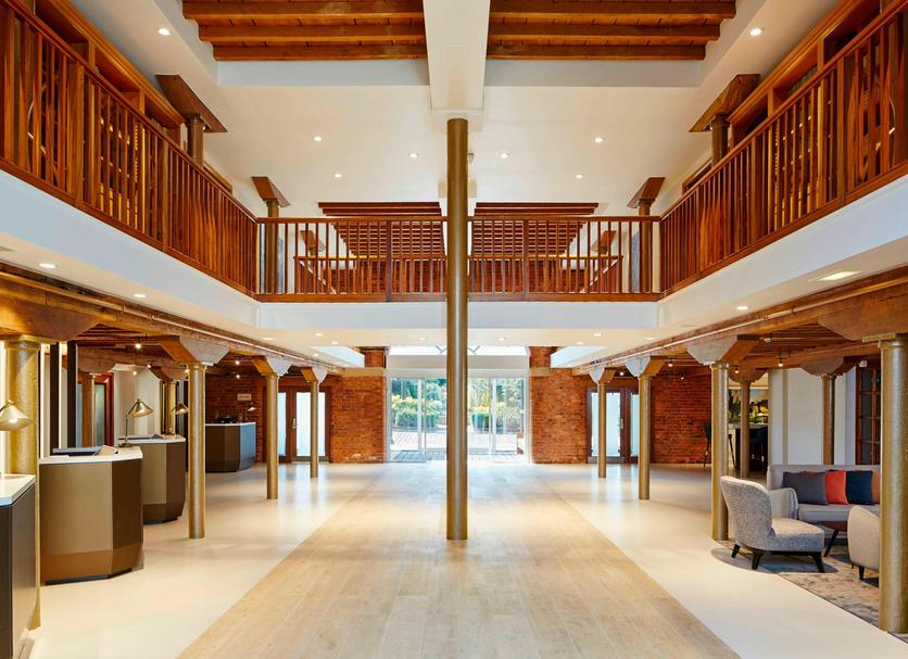 Hall Foto