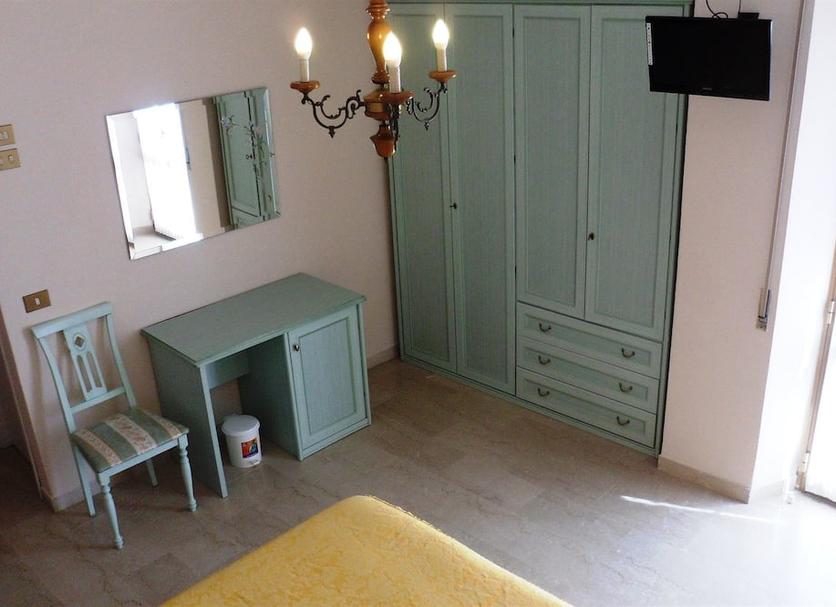 Comodidade do quarto Foto