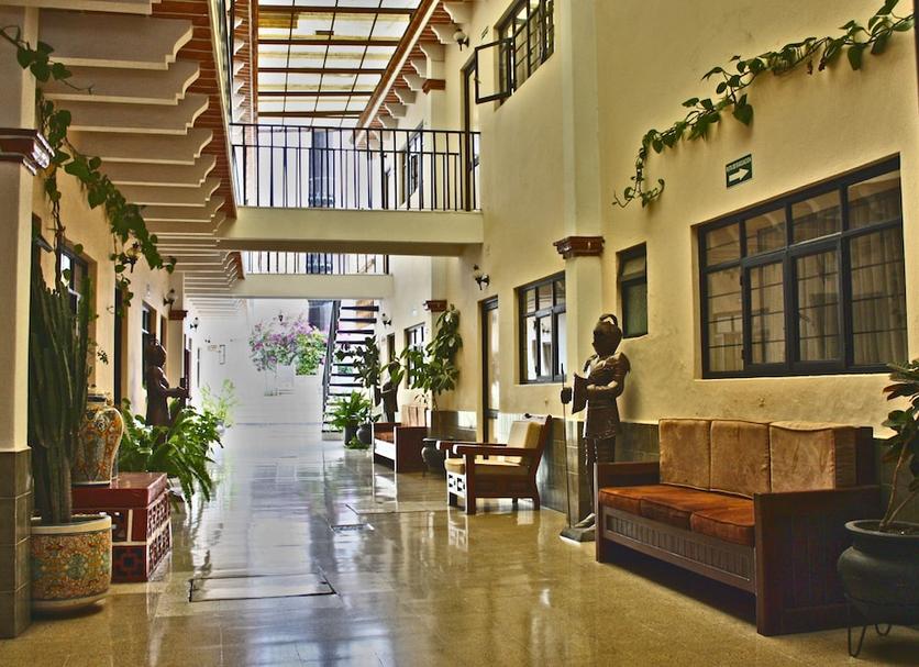 Hall Foto