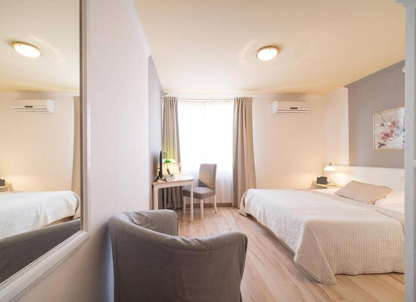 Quarto Foto