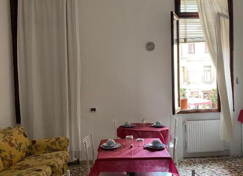Sala de jantar Foto
