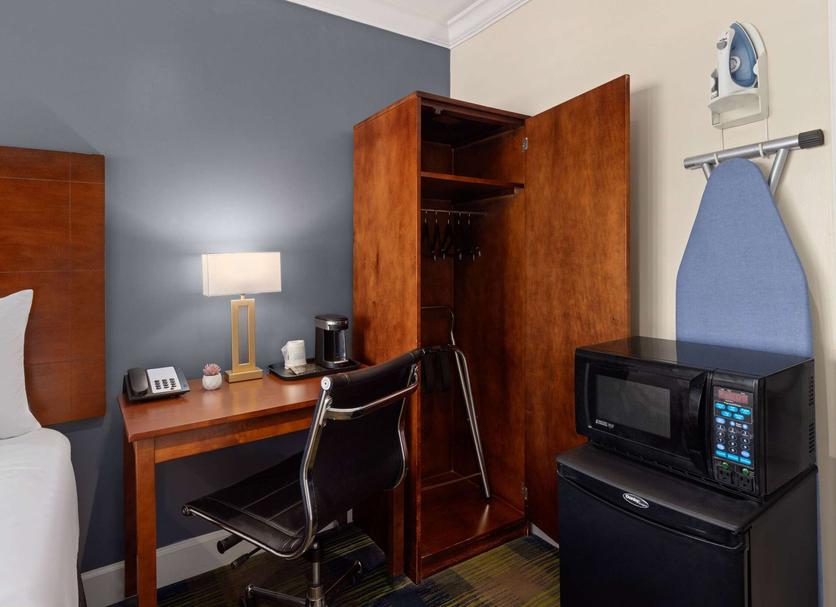 Comodidade do quarto Foto