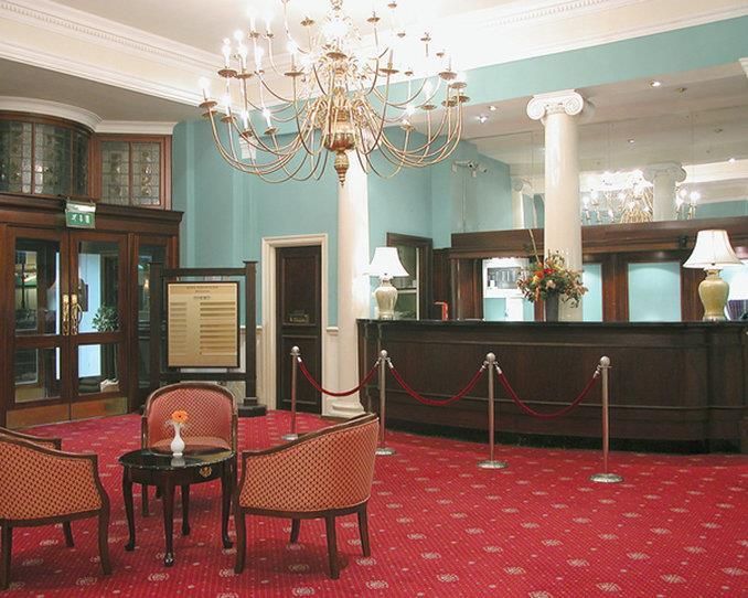 Hall Foto