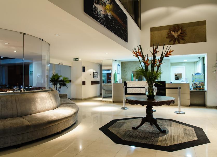 Hall Foto