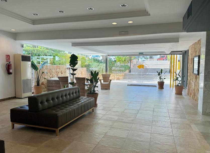 Hall Foto