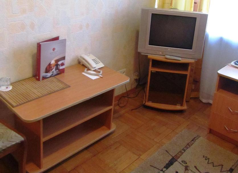 Comodidade do quarto Foto