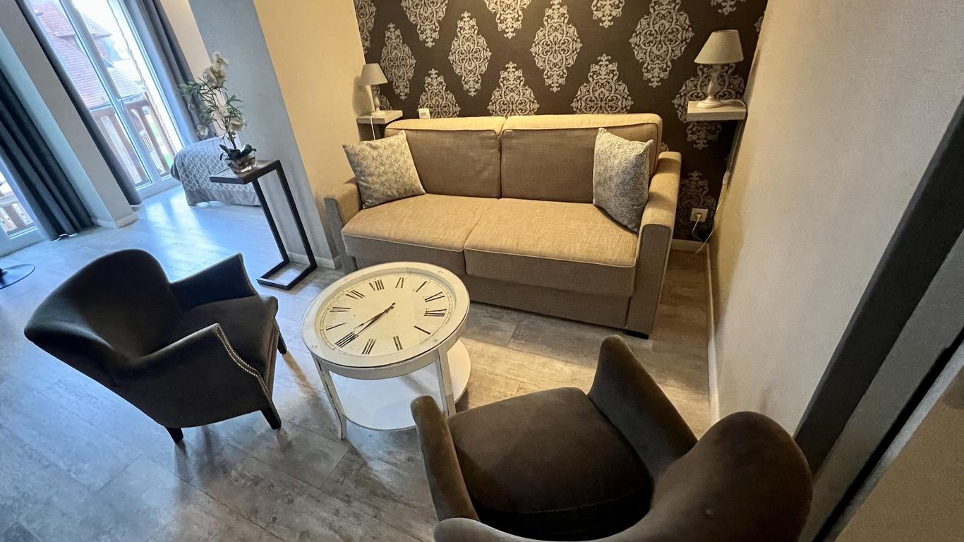 Le Trophée Boutique Hôtel Spa- La Loggia Appart'hôtel