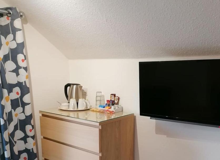 Comodidade do quarto Foto