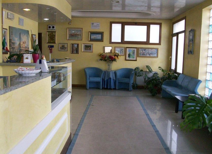 Hall Foto