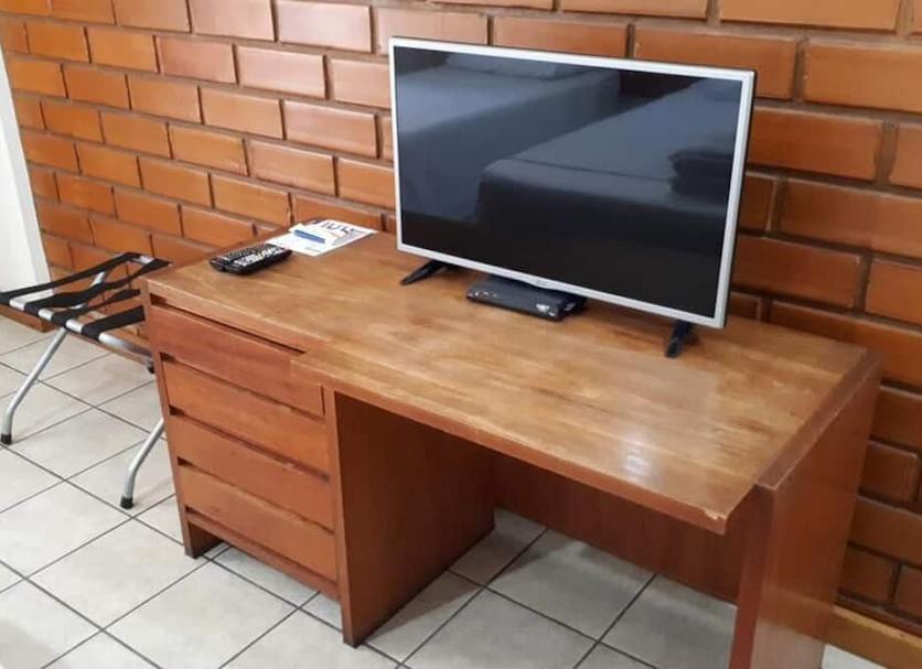Comodidade do quarto Foto