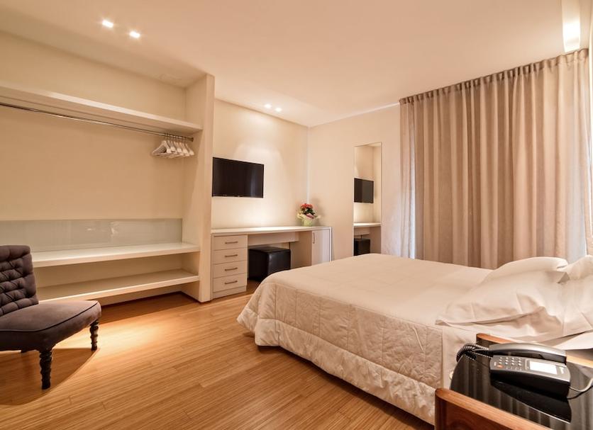 Comodidade do quarto Foto