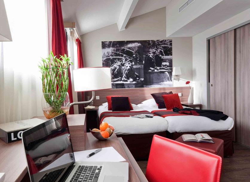 Quarto Foto