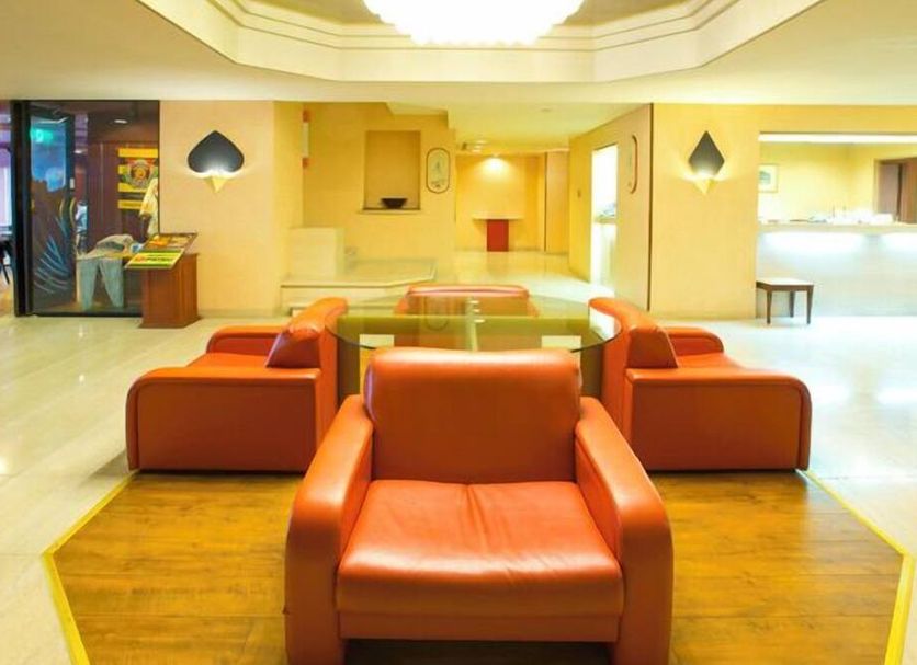 Hall Foto