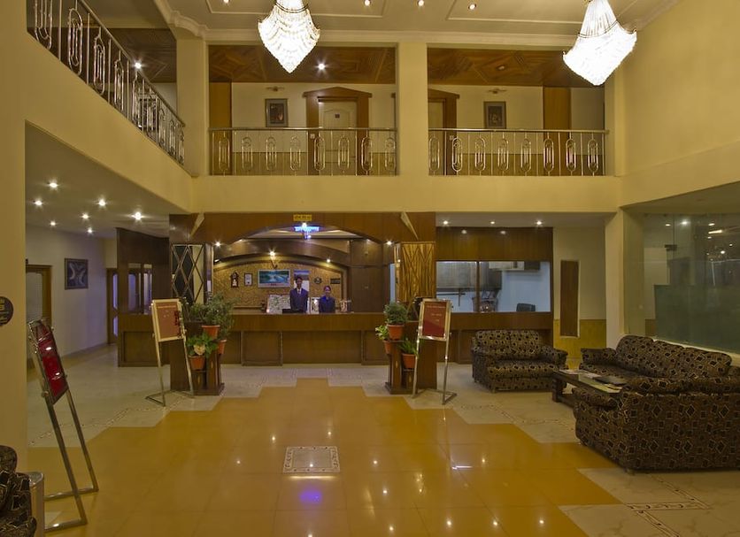 Hall Foto