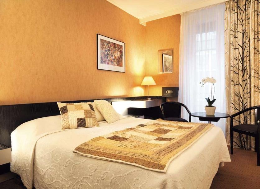 Quarto Foto