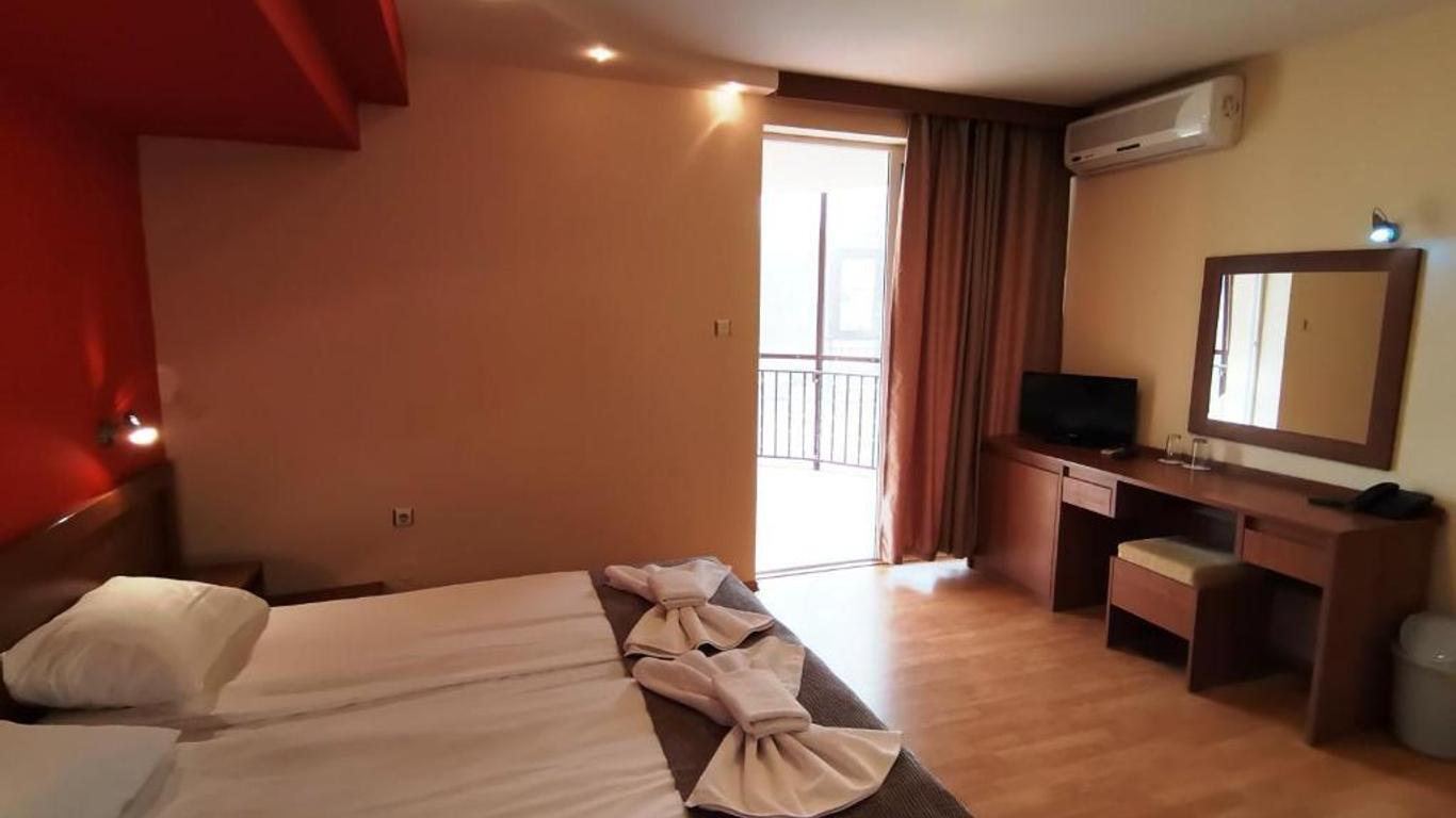 Paris Hotel