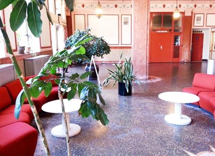 Hall Foto