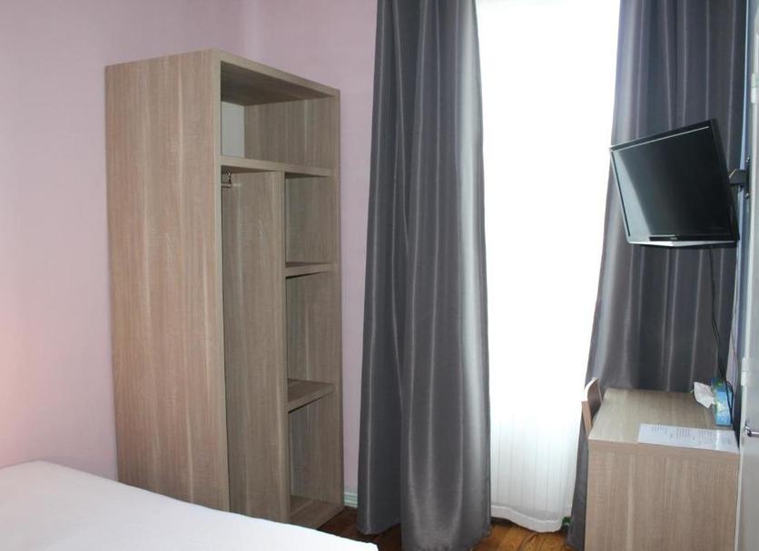 Comodidade do quarto Foto