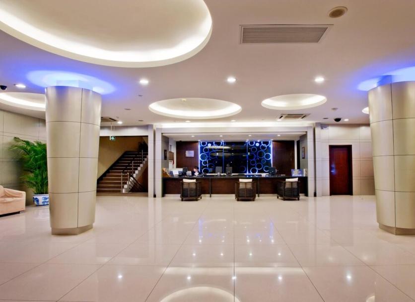 Hall Foto