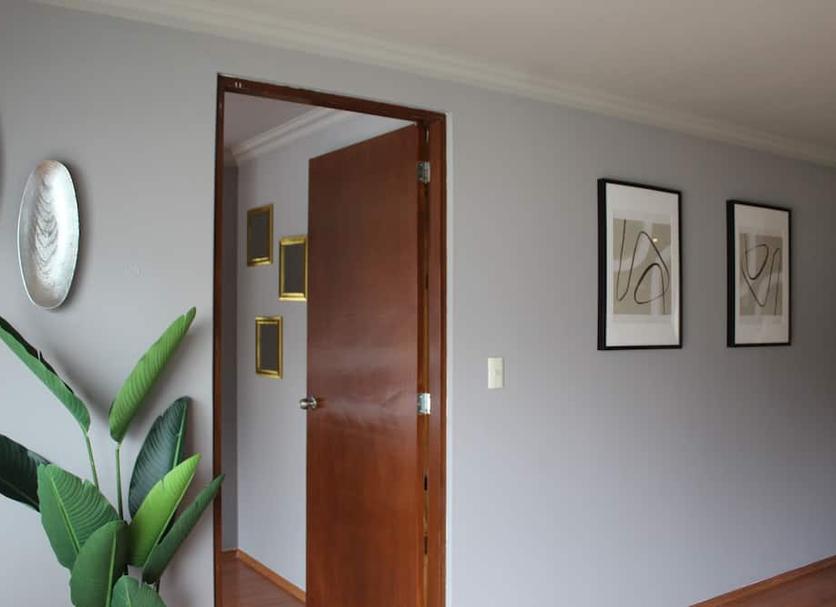 Comodidade do quarto Foto