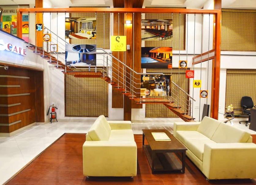 Hall Foto