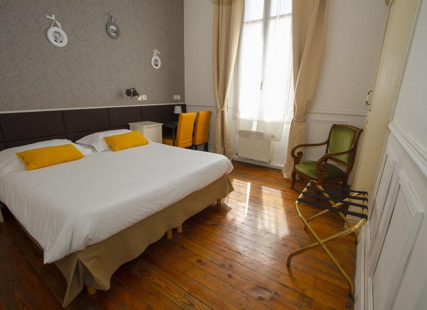 Quarto Foto