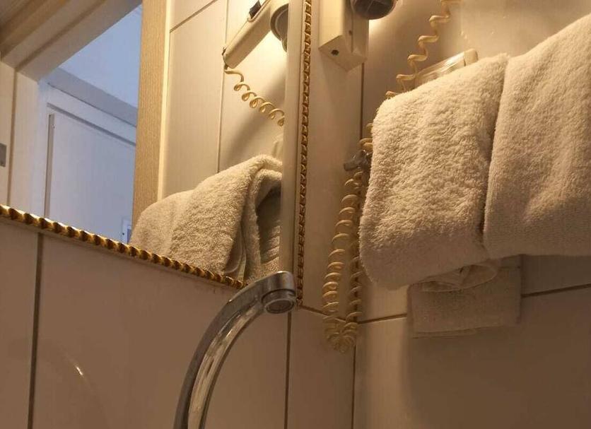 Comodidade do quarto Foto