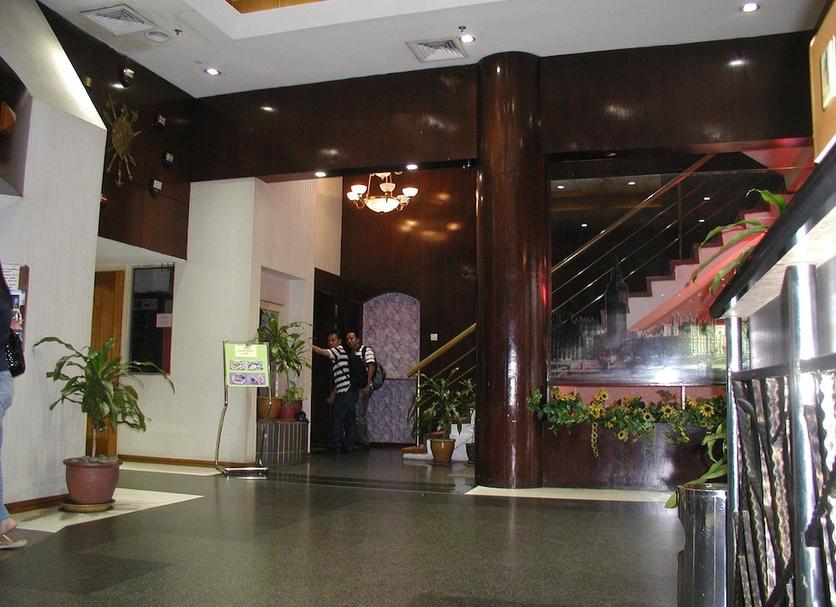 Hall Foto