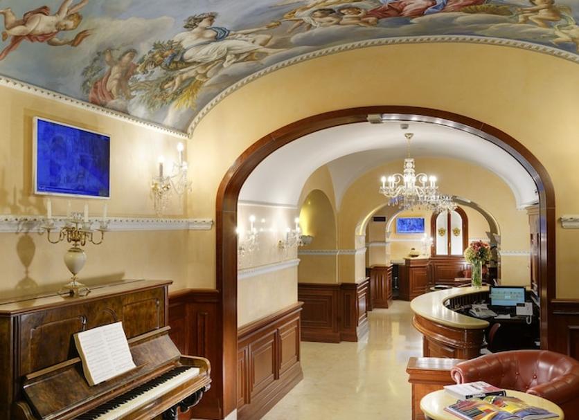 Hall Foto