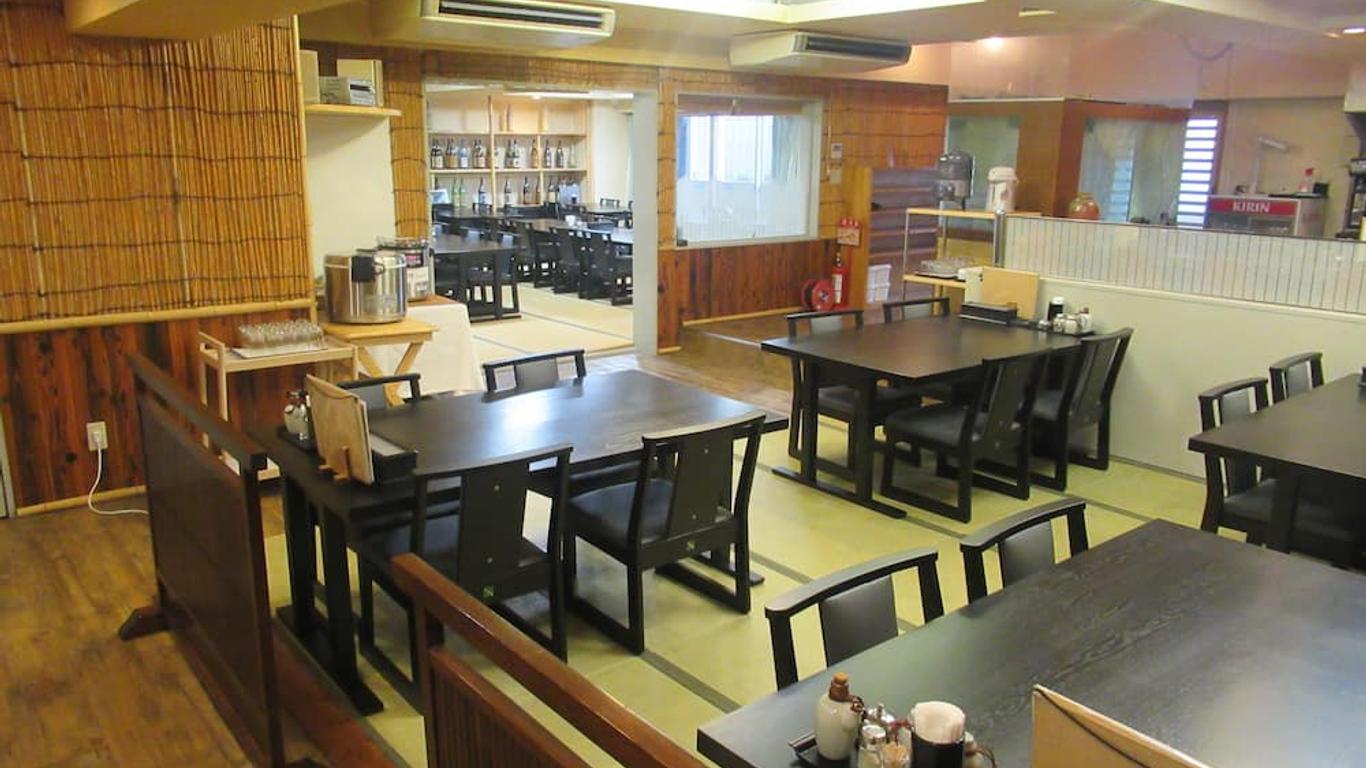 Tsurusaki Hotel