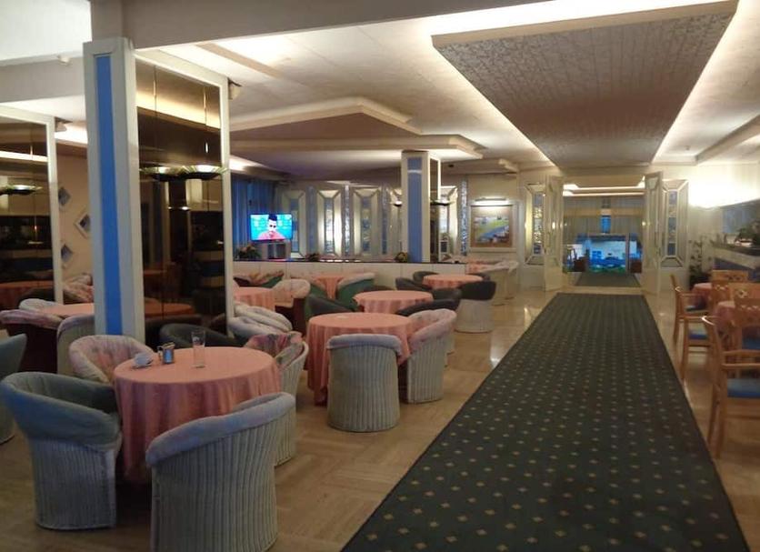 Hall Foto
