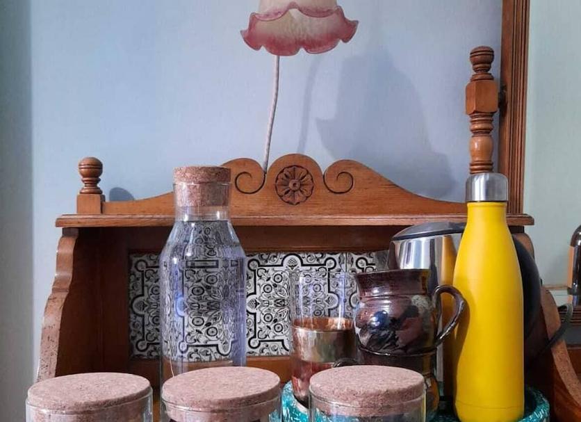 Comodidade do quarto Foto