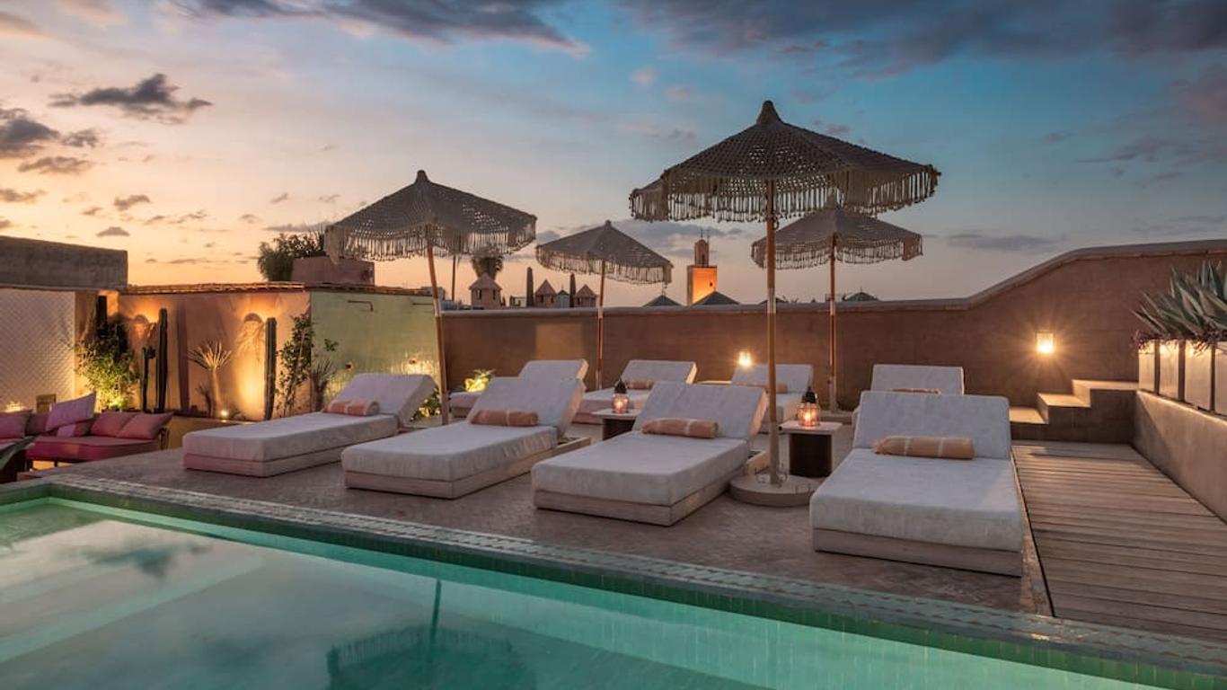 72 Hotel & Spa