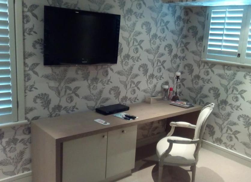 Comodidade do quarto Foto