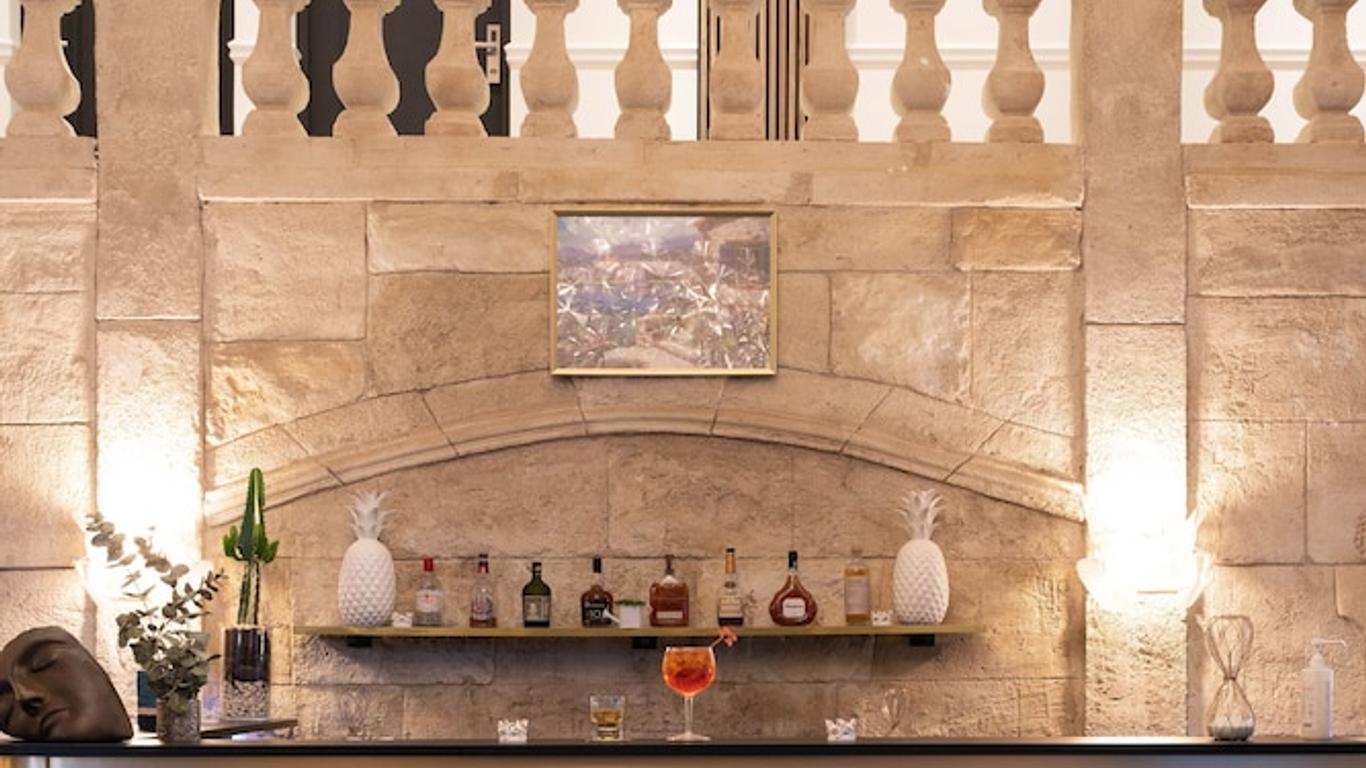 Le Confidentiel Hôtel & Spa